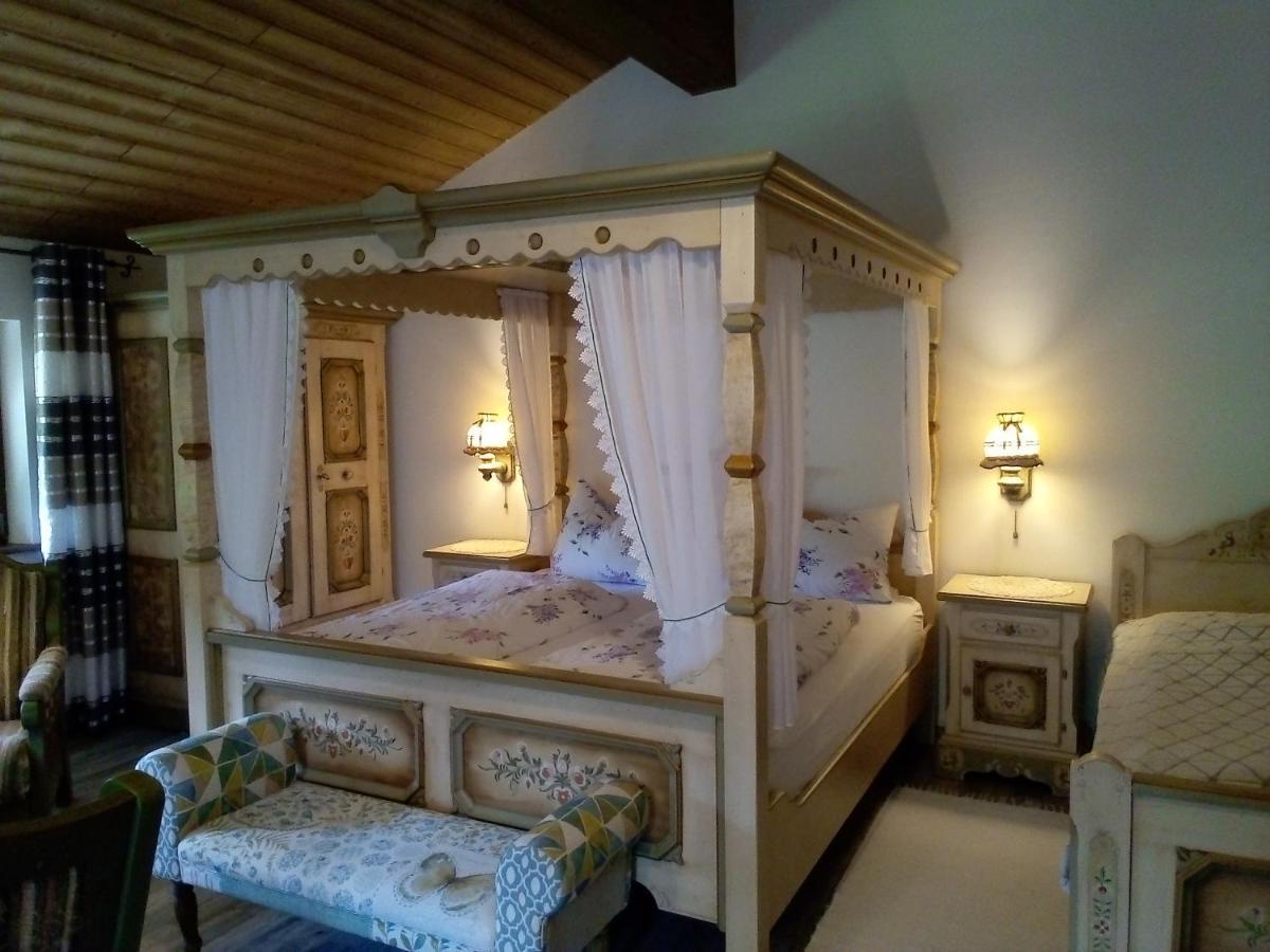 Schwarzwald - Villa Appartments Titisee Zewnętrze zdjęcie