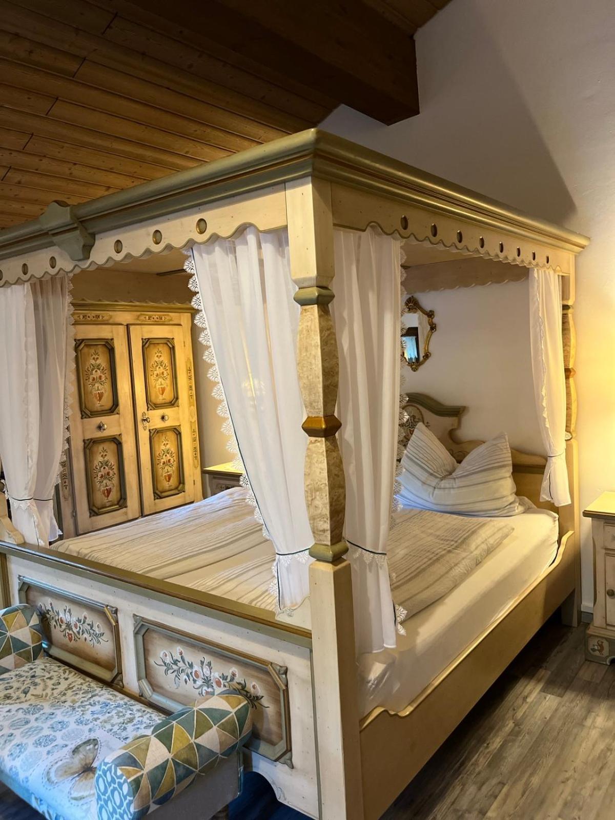 Schwarzwald - Villa Appartments Titisee Zewnętrze zdjęcie