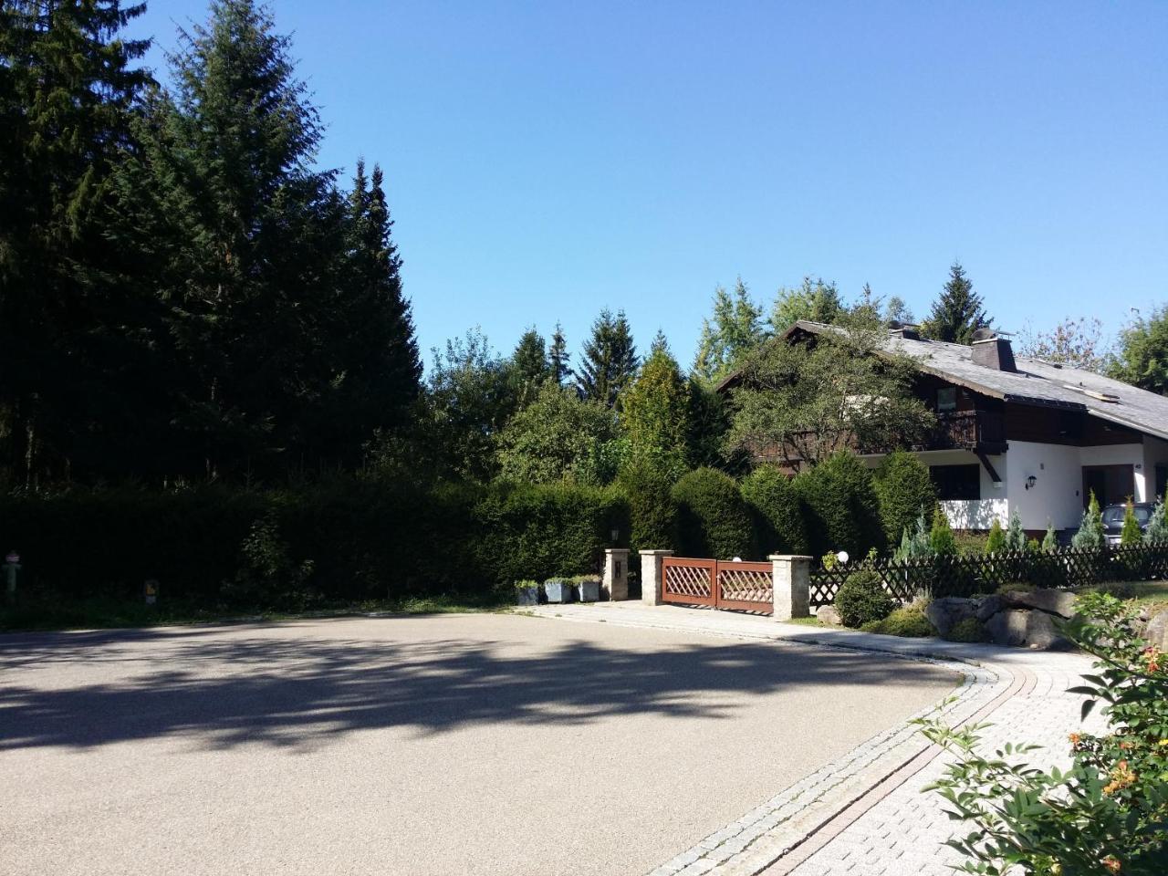 Schwarzwald - Villa Appartments Titisee Zewnętrze zdjęcie